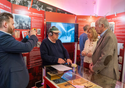 v.l.n.r.: Christoph Komposch, Dr. Uwe Kullnick, Drs. Linda Kohn, Menno Kohn